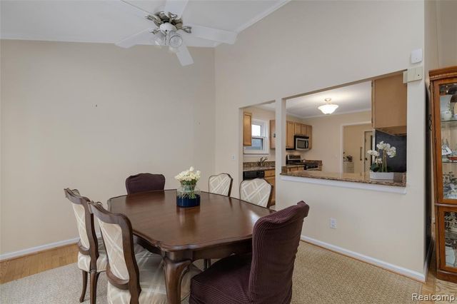 289 Shore Brook Lane 24, Walled Lake, MI 48390