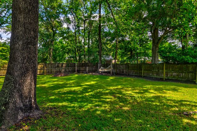 42 Woodleaf Court, Charleston, SC 29407