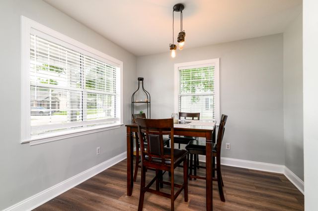 42 Woodleaf Court, Charleston, SC 29407