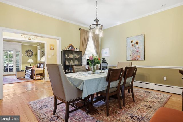 241 E HIGHLAND AVE, Philadelphia, PA 19118