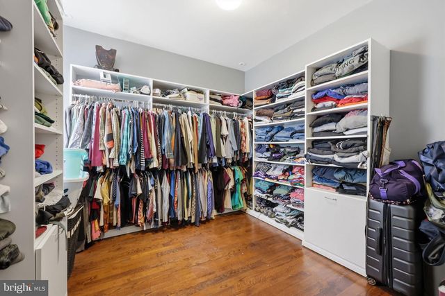 241 E HIGHLAND AVE, Philadelphia, PA 19118