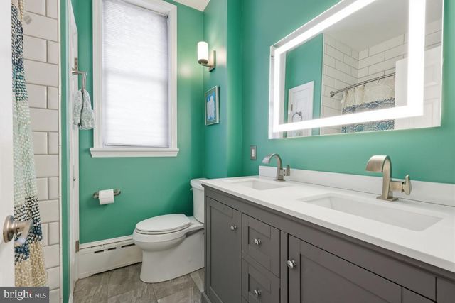241 E HIGHLAND AVE, Philadelphia, PA 19118