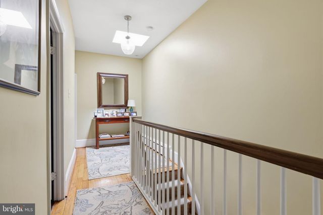 241 E HIGHLAND AVE, Philadelphia, PA 19118