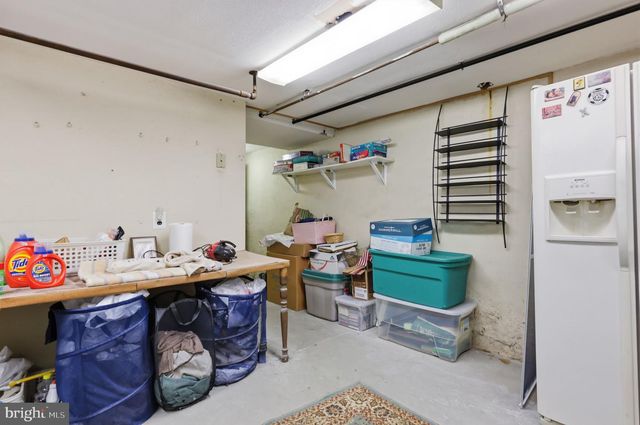 241 E HIGHLAND AVE, Philadelphia, PA 19118