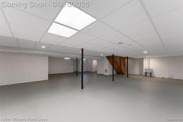 1685 Maple Creek Court, Rochester, MI 48306