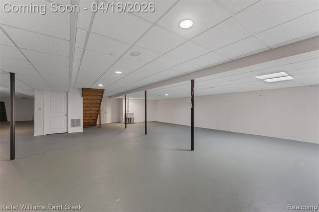 1685 Maple Creek Court, Rochester, MI 48306