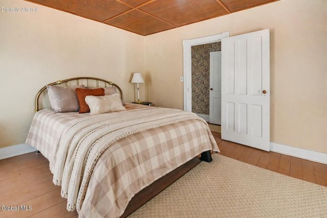 124 Auriesville Road, Glen, NY 12072