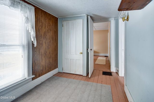 124 Auriesville Road, Glen, NY 12072