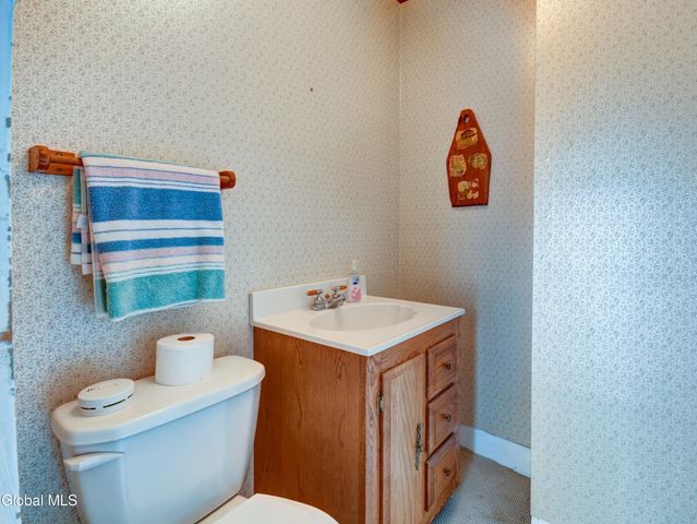 124 Auriesville Road, Glen, NY 12072