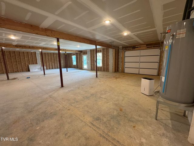 737 Hunts Terrace Drive, Kingsport, TN 37663