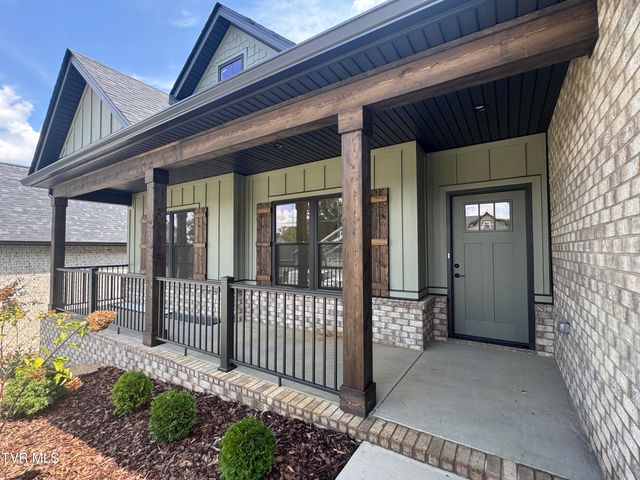737 Hunts Terrace Drive, Kingsport, TN 37663