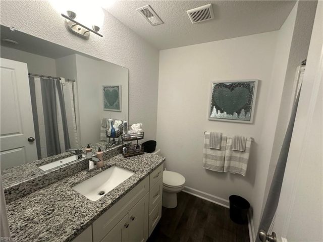 2414 Fieldsway DR, Chesapeake, VA 23320