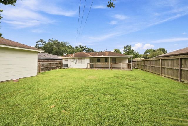 914 Martha Street, Deer Park, TX 77536