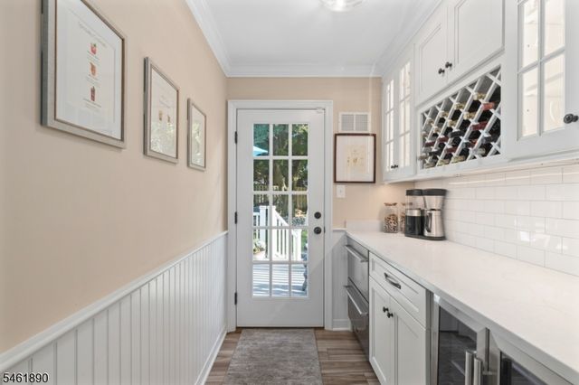 13 Larch Dr, Chester Boro, NJ 07930