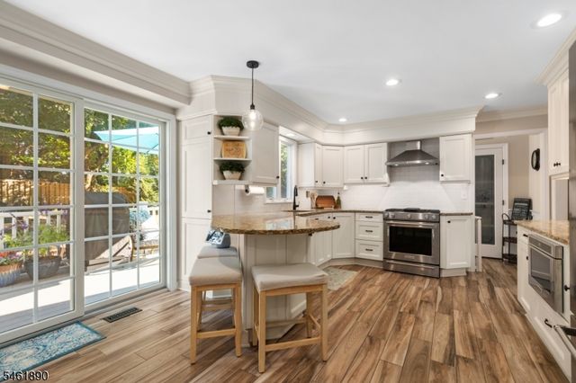 13 Larch Dr, Chester Boro, NJ 07930