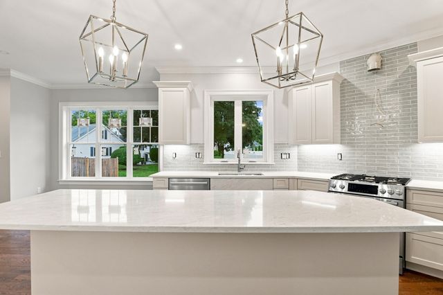 17 Winter Road Extension, Woburn, MA 01801