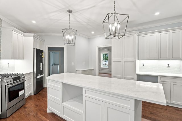 17 Winter Road Extension, Woburn, MA 01801