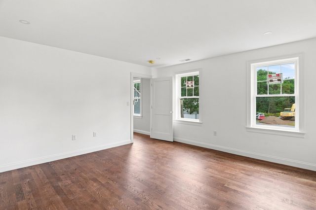 17 Winter Road Extension, Woburn, MA 01801