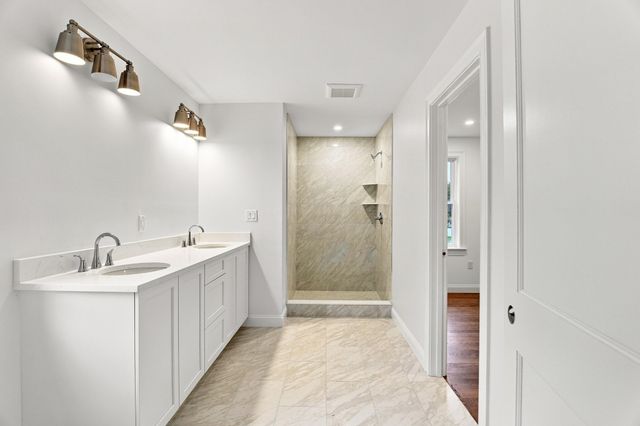 17 Winter Road Extension, Woburn, MA 01801