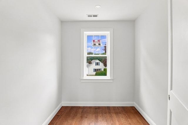 17 Winter Road Extension, Woburn, MA 01801