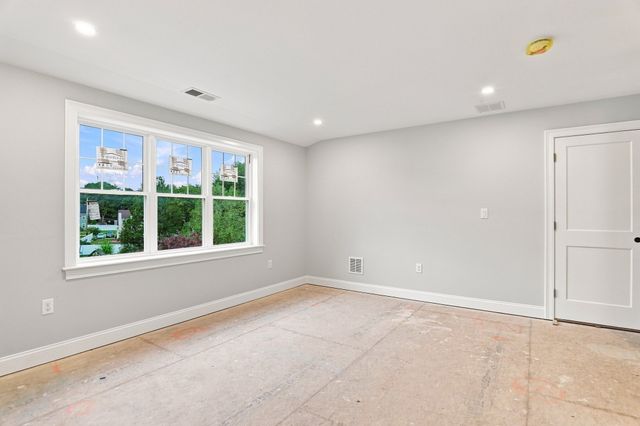 17 Winter Road Extension, Woburn, MA 01801