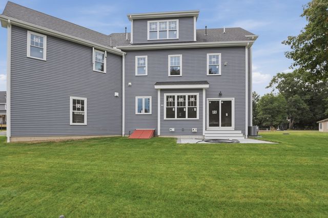 17 Winter Road Extension, Woburn, MA 01801