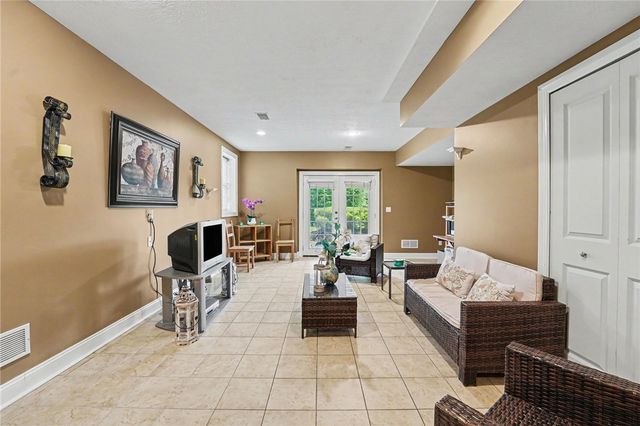 502 Sword Dancer Pl, Cranberry Twp, PA 16066