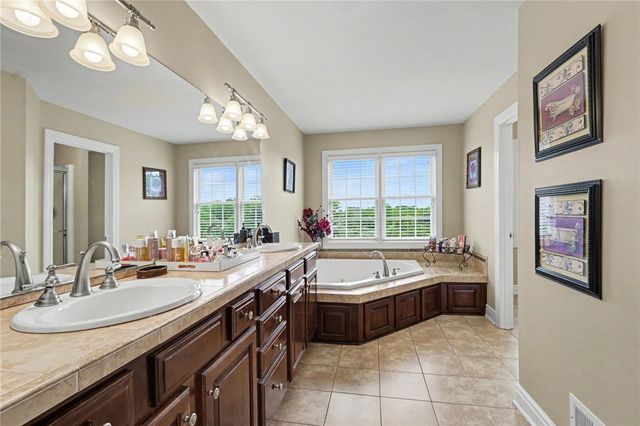 502 Sword Dancer Pl, Cranberry Twp, PA 16066