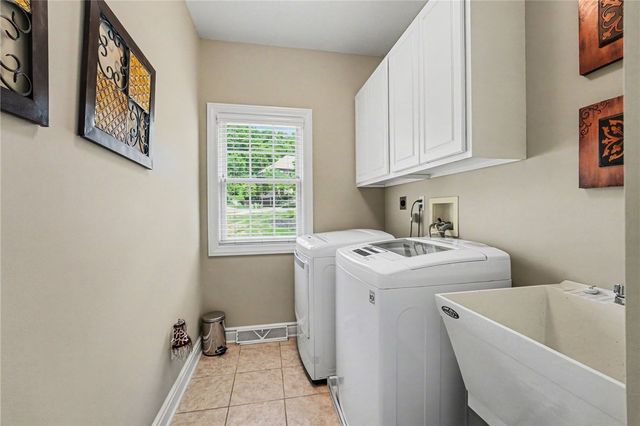 502 Sword Dancer Pl, Cranberry Twp, PA 16066