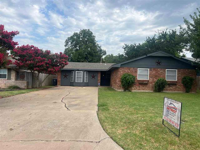 6213 NW Birch Ave, Lawton, OK 73505