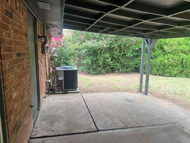6213 NW Birch Ave, Lawton, OK 73505