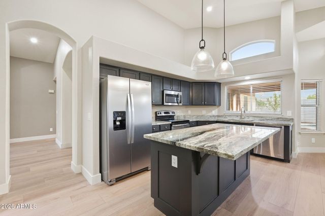 9941 W TONOPAH Drive, Peoria, AZ 85382