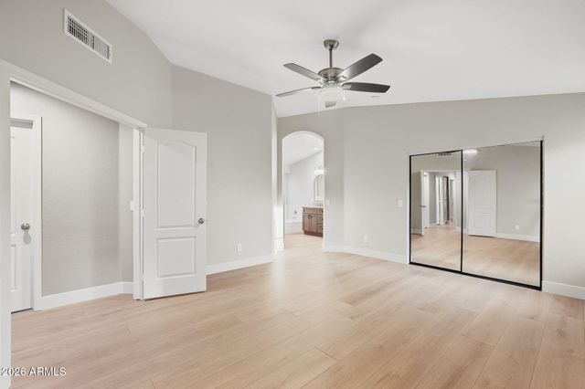 9941 W TONOPAH Drive, Peoria, AZ 85382