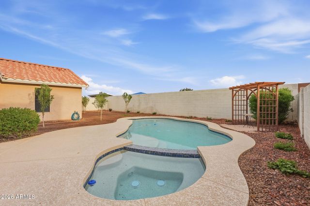 9941 W TONOPAH Drive, Peoria, AZ 85382