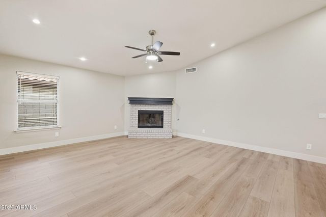 9941 W TONOPAH Drive, Peoria, AZ 85382