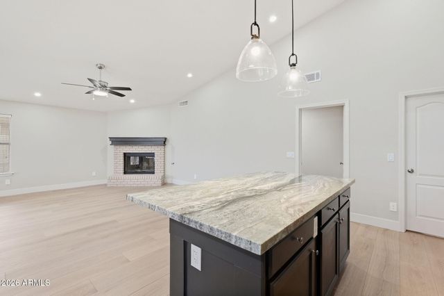 9941 W TONOPAH Drive, Peoria, AZ 85382