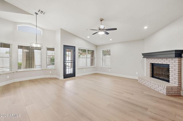 9941 W TONOPAH Drive, Peoria, AZ 85382