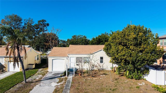 119 37TH STREET S, St Petersburg, FL 33711