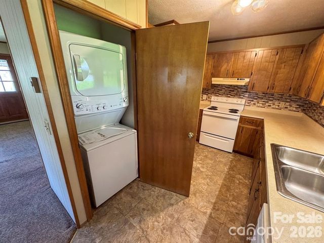 84 Stoney Ridge Loop, Maggie Valley, NC 28751