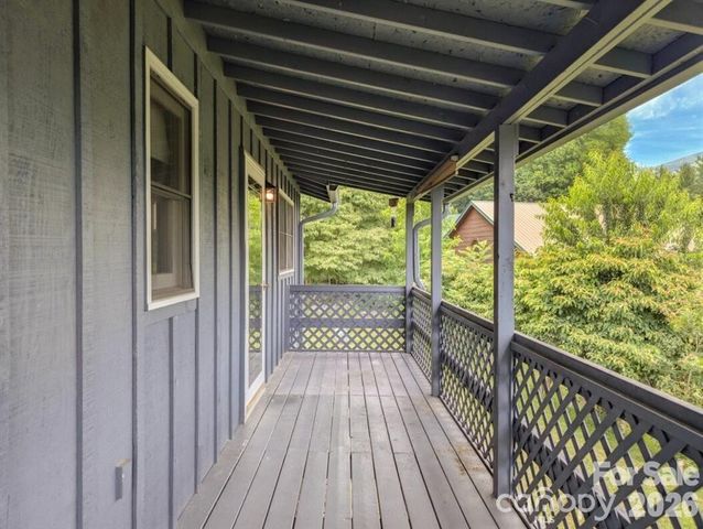 84 Stoney Ridge Loop, Maggie Valley, NC 28751
