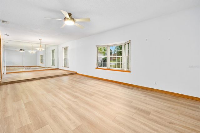 19 OAKMONT CIRCLE, Ormond Beach, FL 32174