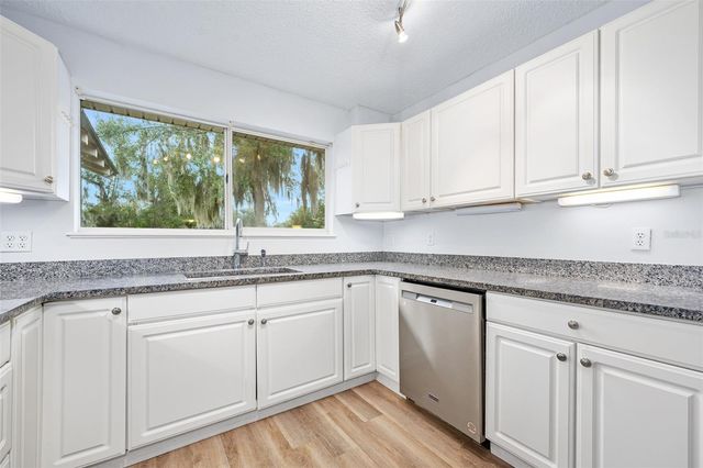 19 OAKMONT CIRCLE, Ormond Beach, FL 32174