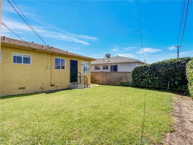 407 S Keene, Compton, CA 90220