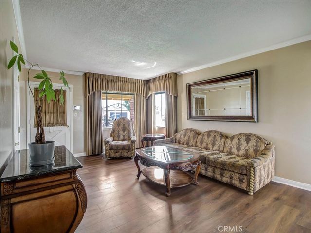 407 S Keene, Compton, CA 90220