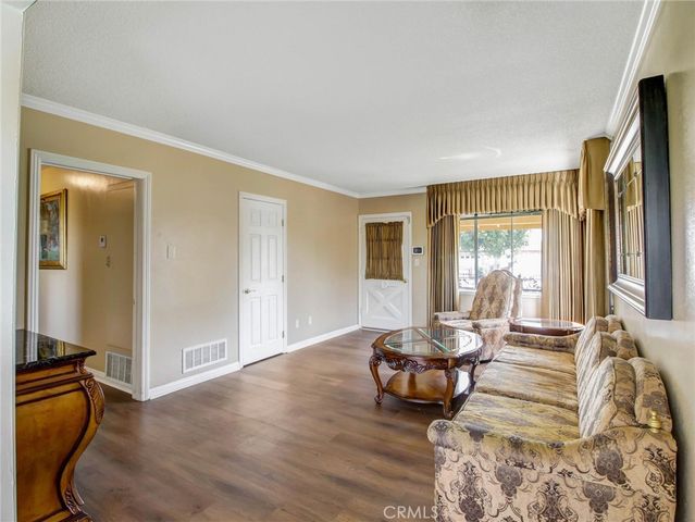 407 S Keene, Compton, CA 90220