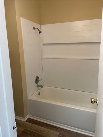 2410 Capitan Dr, Corpus Christi, TX 78414