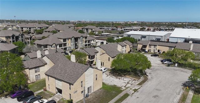 2410 Capitan Dr, Corpus Christi, TX 78414