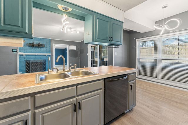 3913 Sandra Lane, Benton, AR 72019