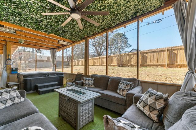 3913 Sandra Lane, Benton, AR 72019