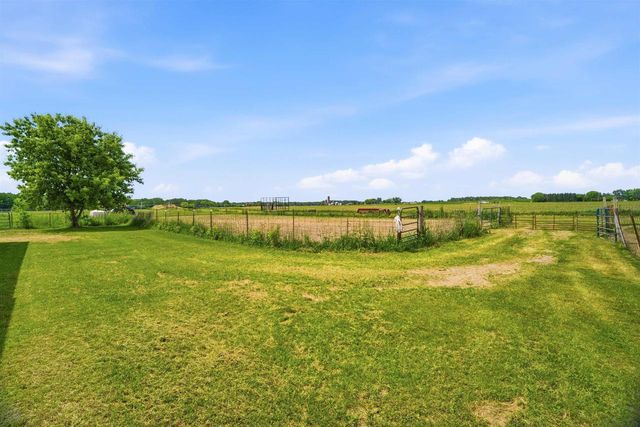 4941 N OVERLAND ROAD, Oneida, WI 54155